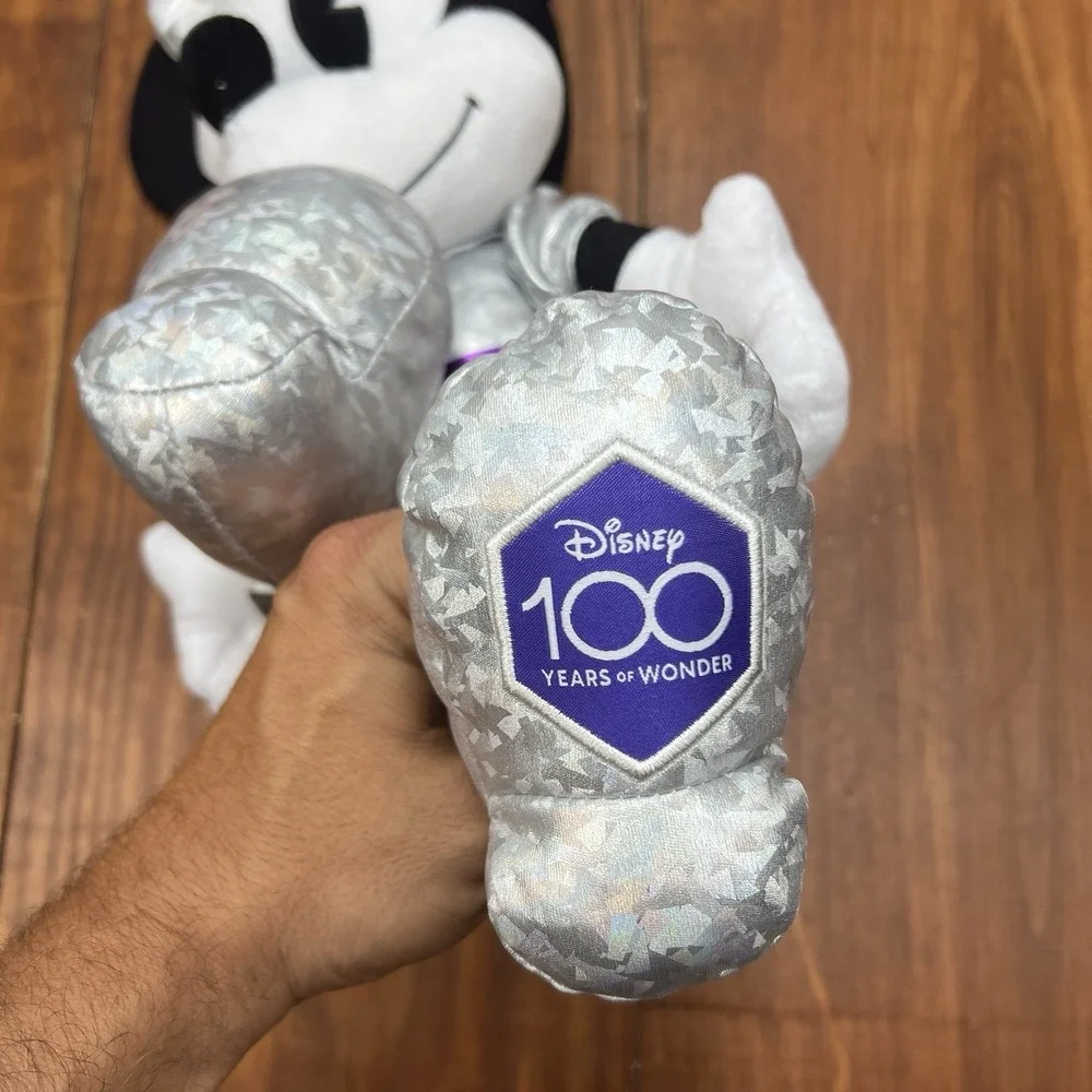 Disney 100 Years of Wonder Mickey & Minnie Mouse Plush Set 18